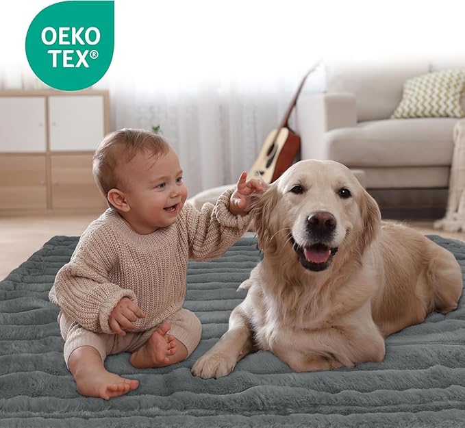 Waterproof Dog Blanket for Bed, Luxury Plush Washable Large Dogs Blankets for Furniture Protection, Super Soft Calming Pet Blanket for Indoors (Grey, 40"x50")