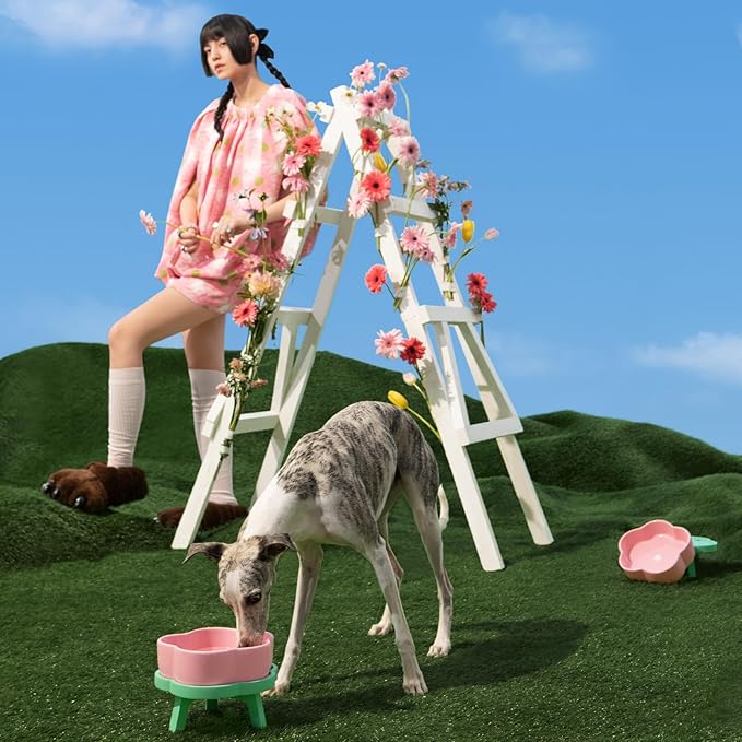 VETRESKA Elevated Dog Bowls Large, 64OZ Ceramic Raised Dog Bowl with Bamboo Stand, Flower-Shaped Food Water Bowl, Pet Feeding Dish Bowls for Medium/Large Dogs and Cats