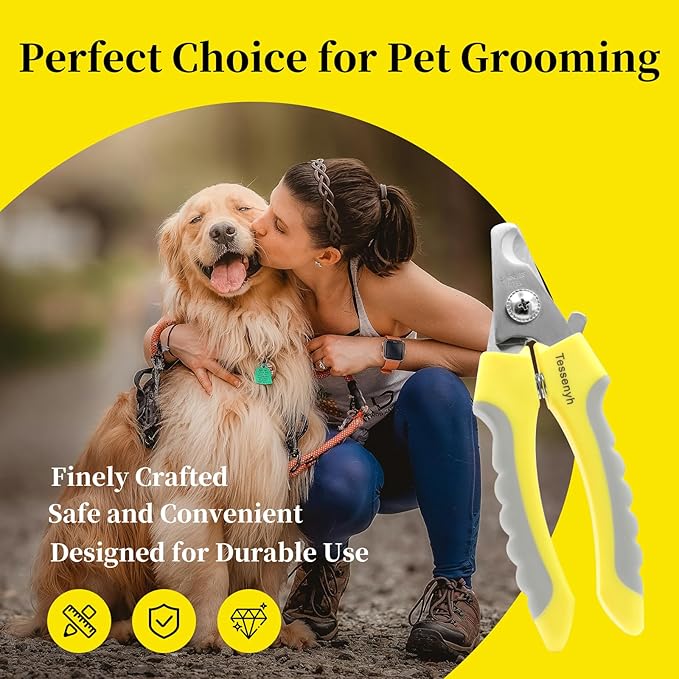 Professional Dog Nail Trimmers, Dog Nail Clippers for Large & Medium Dogs, with Safety Lock and Protective Guard for Safe and Effective Grooming